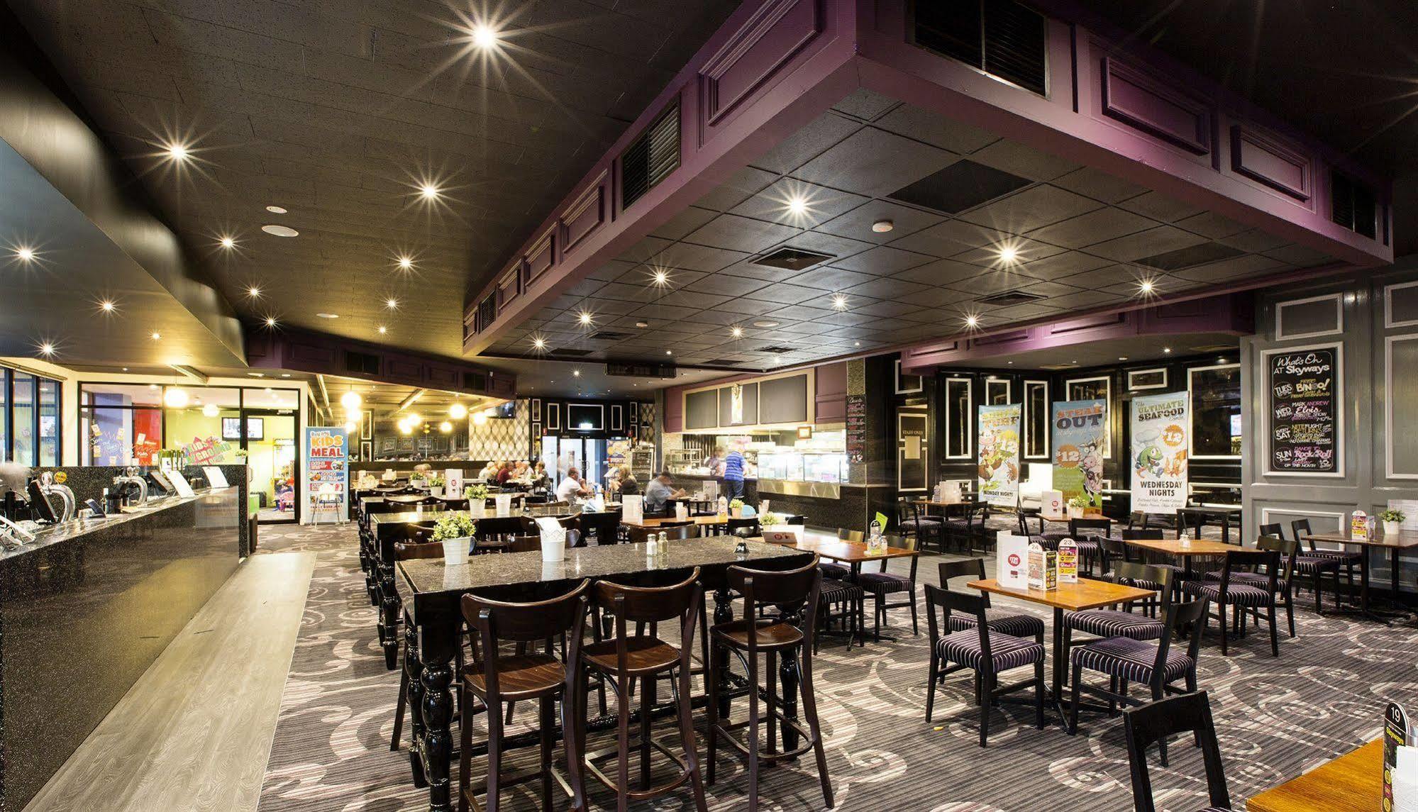 Nightcap At Skyways Hotel Melbourne Eksteriør bilde